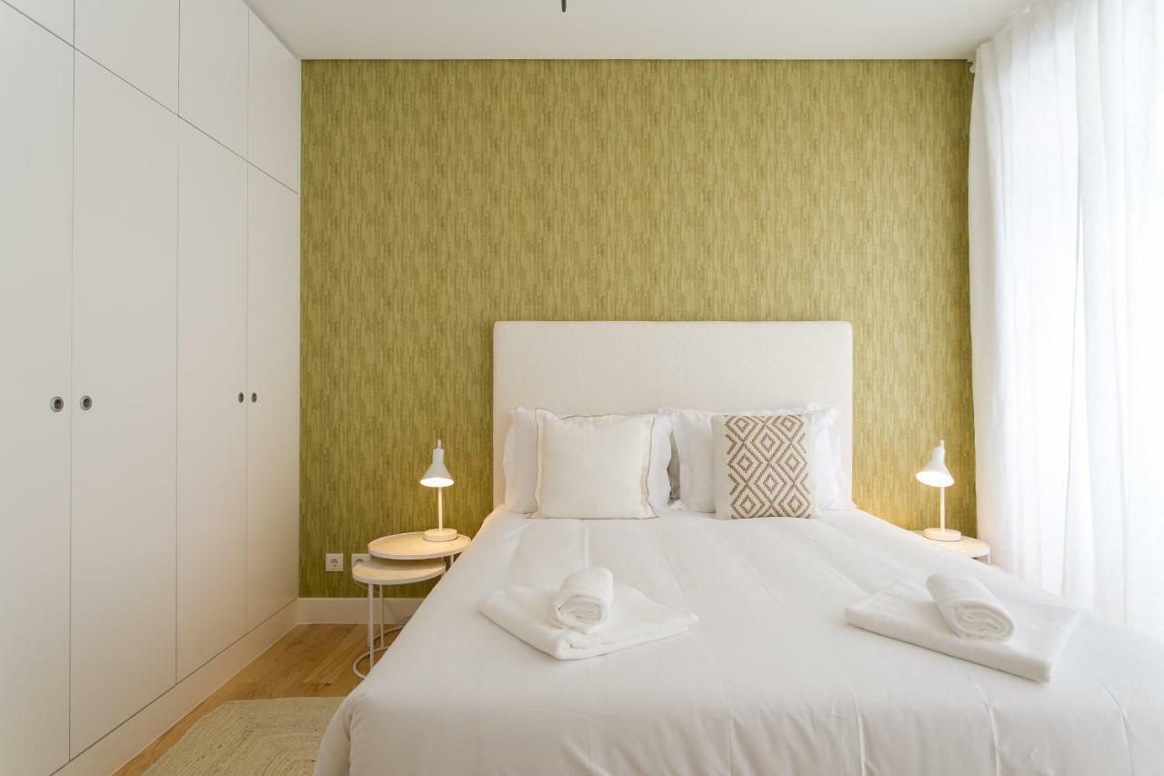 Altido Elegant City Deluxe Apartment & Altido Luxurious 3-Bedroom Apt With Terrace In Intendente Lisboa Exterior foto